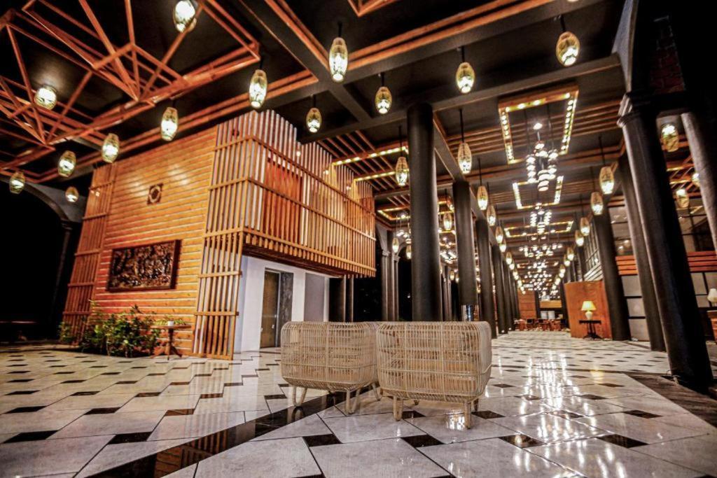 Covanro Sigiriya - Brand New Luxury Hotel Exterior photo